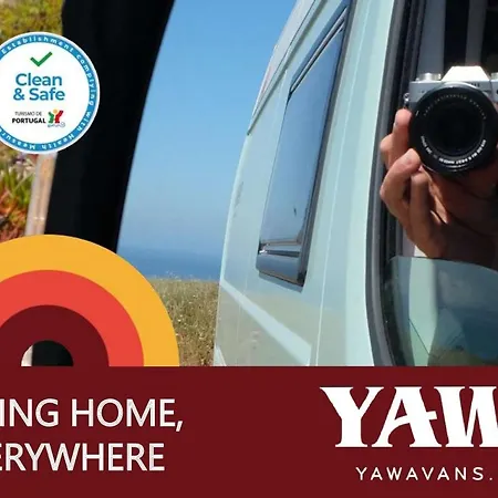 キャンプ場 Yawa Vans *