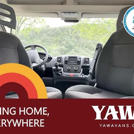 キャンプ場 Yawa Vans リスボン