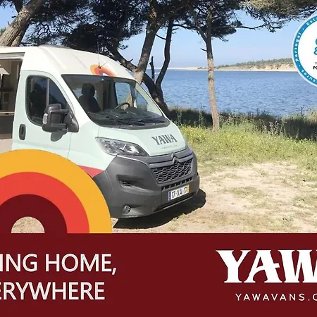キャンプ場 Yawa Vans *